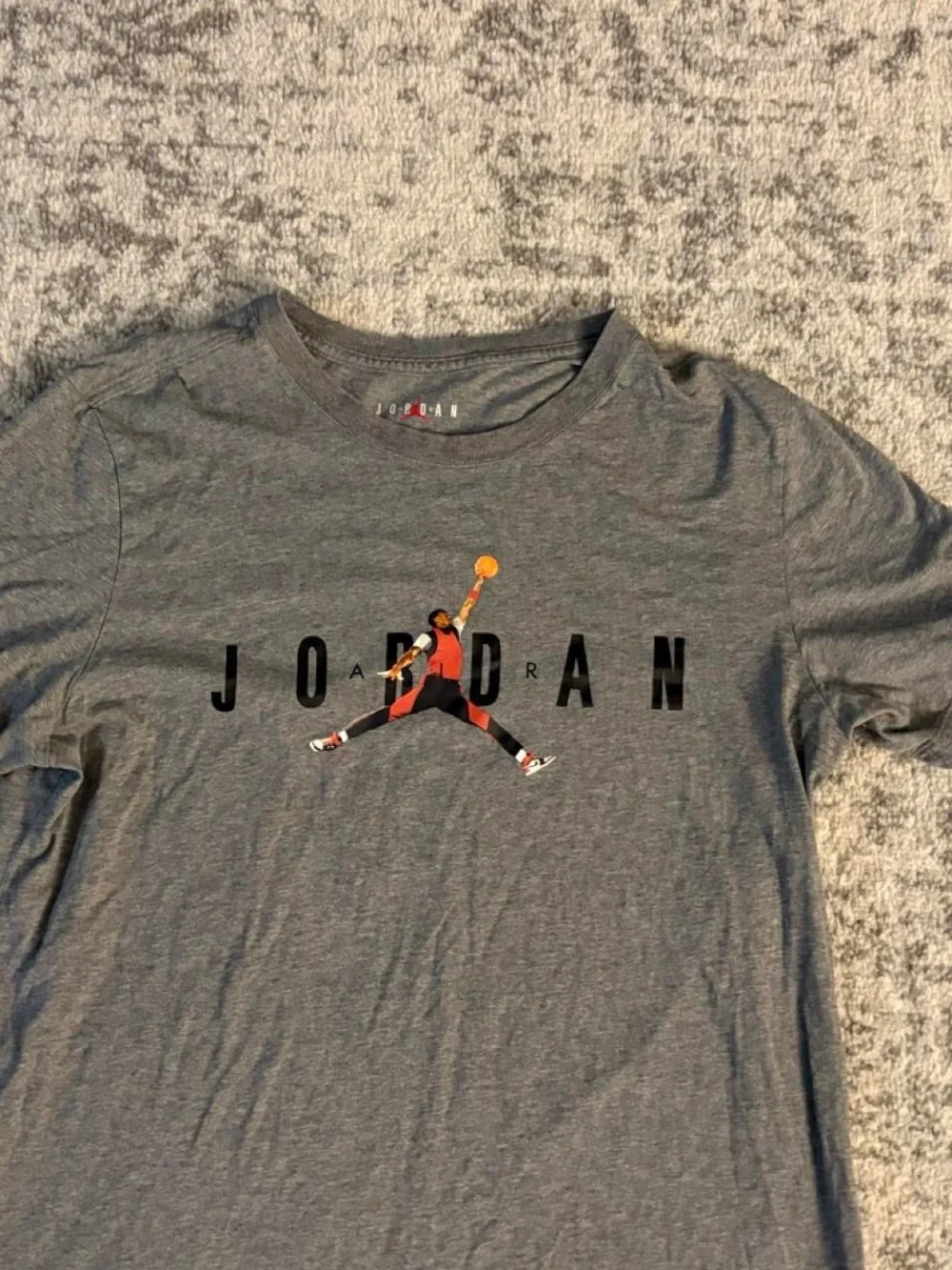 Men’s Large Jordan Grey Michael Jordan Graphic Tee